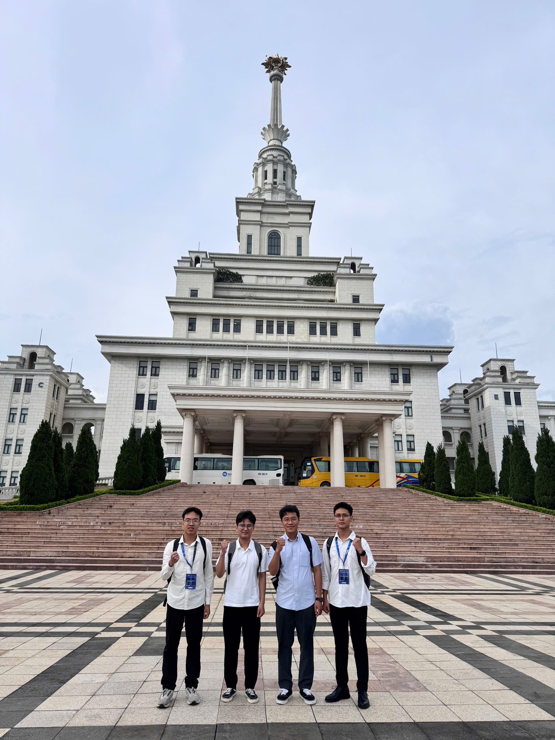 AiRA Lab members at VinUniversity during ISRM 2026.